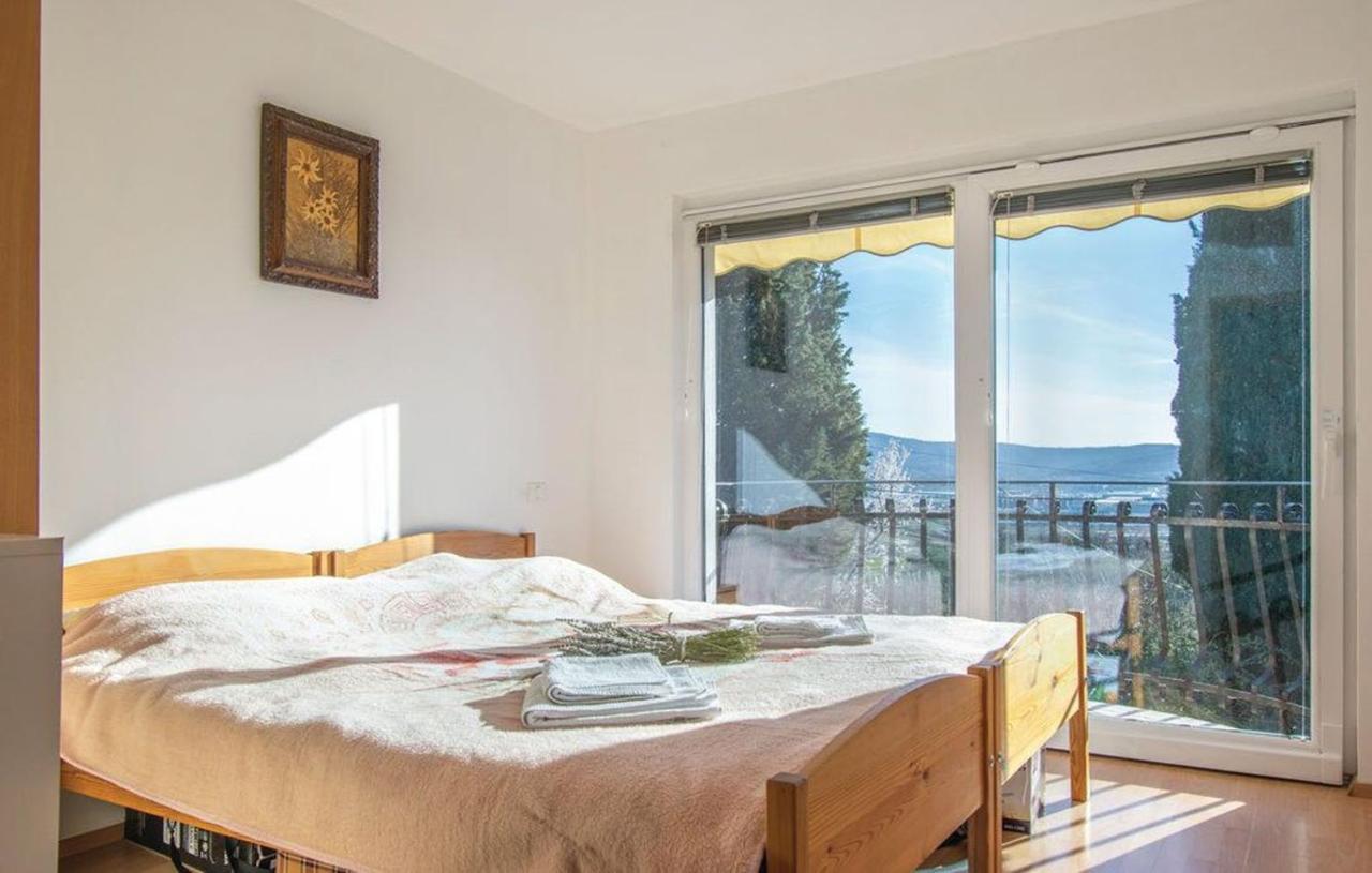 Apartment Between The Vineyard Ankaran Bagian luar foto