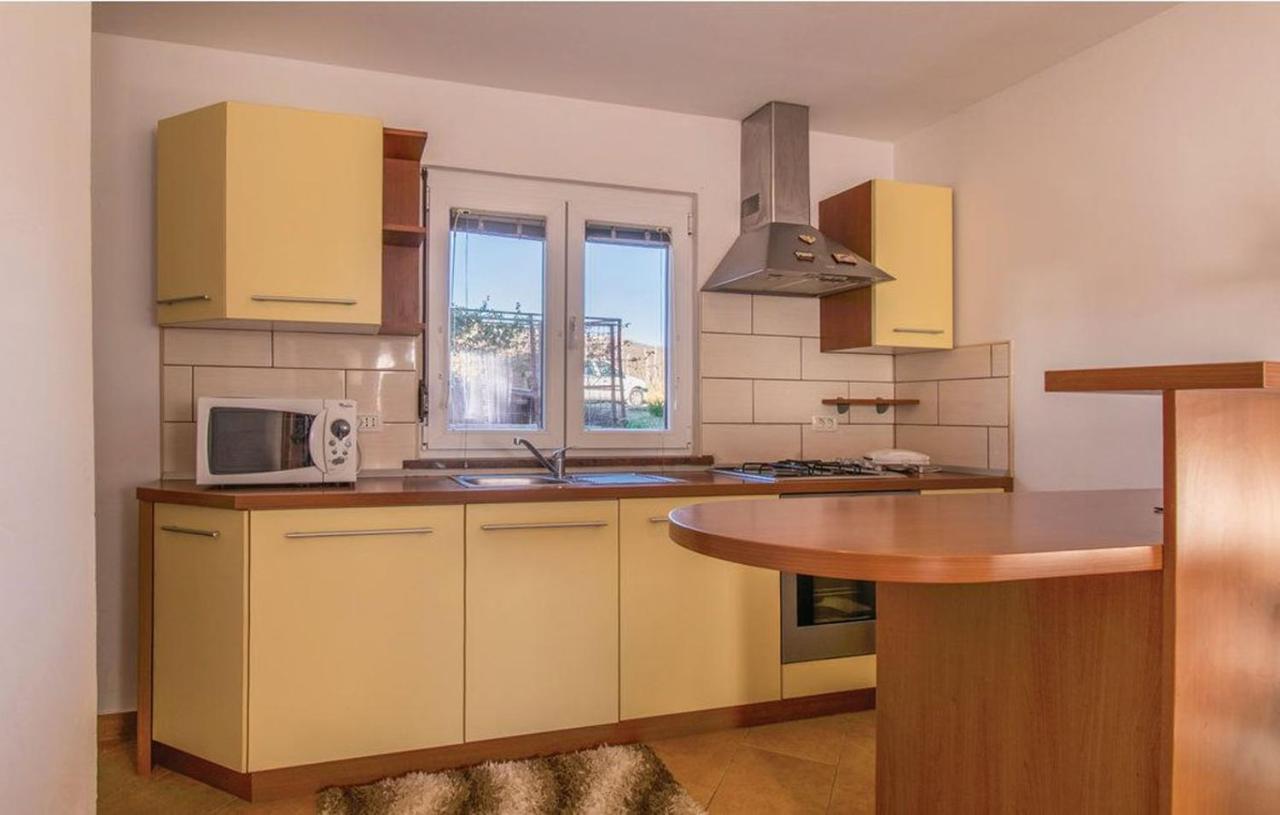 Apartment Between The Vineyard Ankaran Bagian luar foto