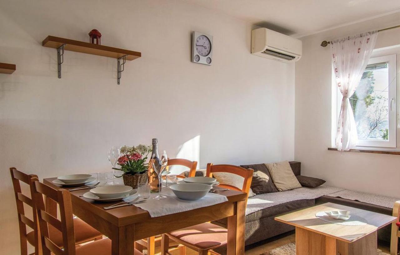 Apartment Between The Vineyard Ankaran Bagian luar foto